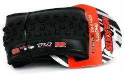 Pneu Maxxis Shorty Wide Trail - 3C Maxx Grip - Double Down - Tubeless Ready -France Accessoires Vélo Soldes Boutique Maxxis Shorty Double Down 3C Maxx Grip Tubeless Ready Packaging 2 1235x735