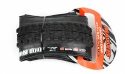 Pneu Maxxis Minion DHF Wide Trail - EXO+ Protection - 3C Maxx Terra - Tubeless Ready -France Accessoires Vélo Soldes Boutique Pneu Maxxis Minion DHF Wide Trail EXO Protection 3C Maxx Terra Tubeless Ready pack1 1235x735