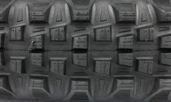 Pneu Michelin Wild Enduro Front MAGI-X2 - Gravity Shield - Tubeless Ready - Ebike Ready -France Accessoires Vélo Soldes Boutique Pneu Michelin Wild Enduro Front MAGI X2 Gravity Shield Tubeless Ready Ebike ready macro 1235x735 1