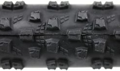 Pneu Rubena Mitas Tomcat - Basic Compound - Classic -France Accessoires Vélo Soldes Boutique Pneu Rubena Tomcat Basic Compound Classic Macro 1235x735